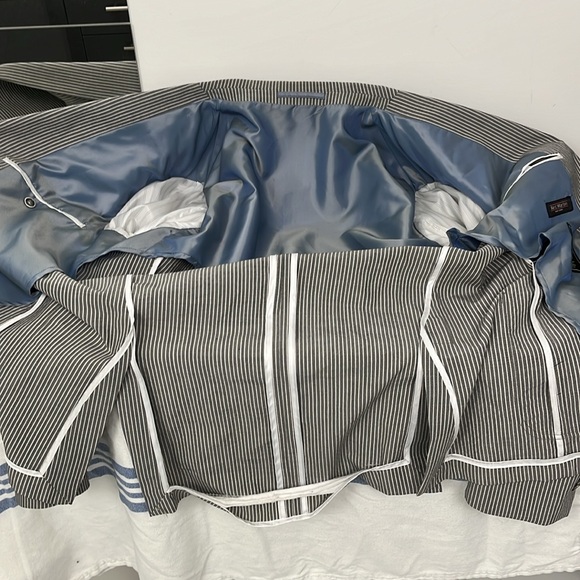 Marc Martin Sports Jacket Size 40R, in like new condition - Picture 15 of 16
